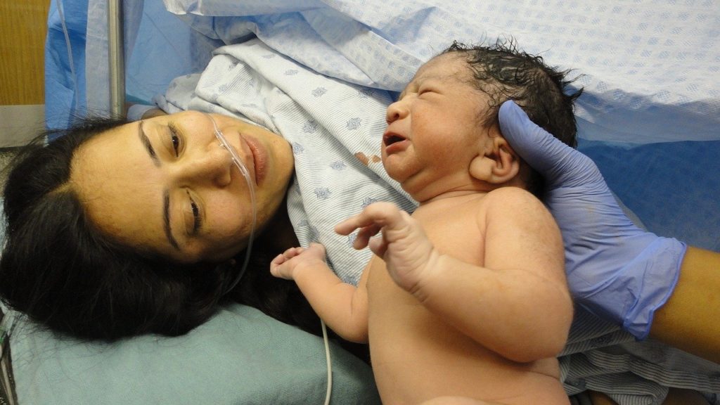 LES 5 MEILLEURS TRAITEMENTS DE CHIRURGIE PLASTIQUE POUR LES MAMANS